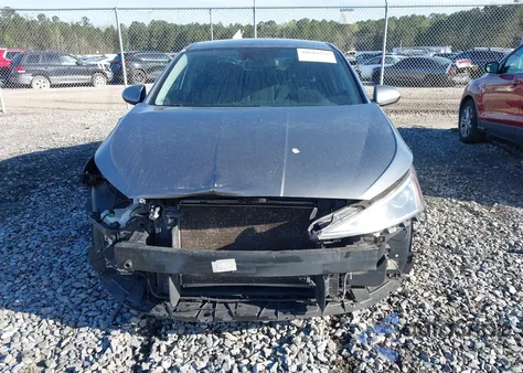 2019 Hyundai Elantra Sel z USA, uszkodzony, nr VIN KMHD84LF0KU748997